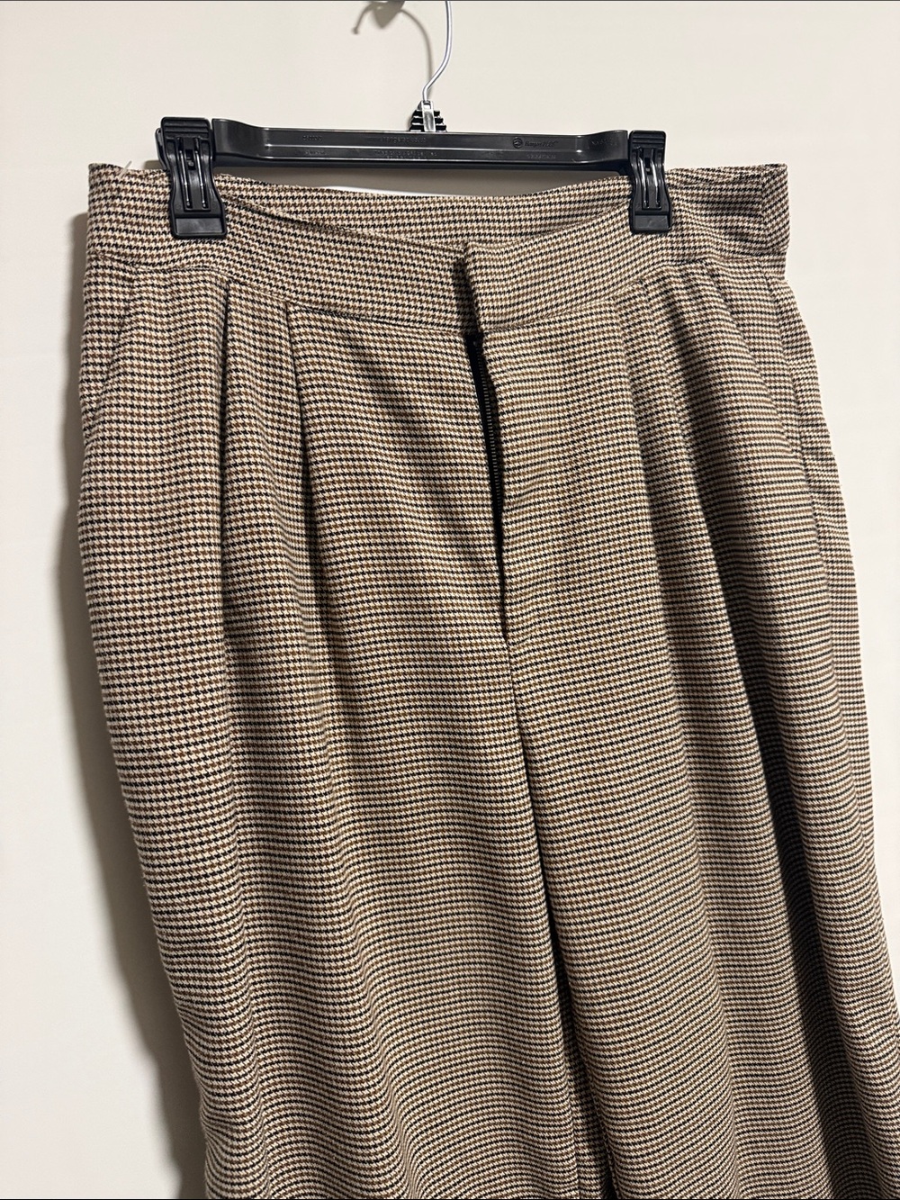 Steve Madden Brown Houndstooth High Waisted Wide Leg Pleated Pants Size Large - Picture 7 of 13